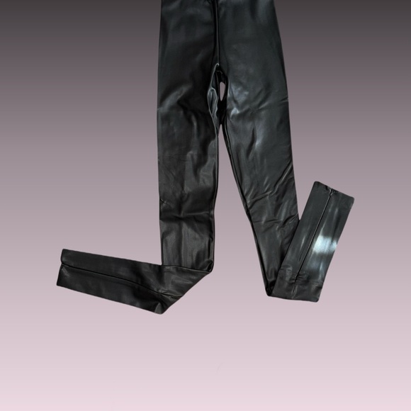 NTW SKIMS black Onyx leggings